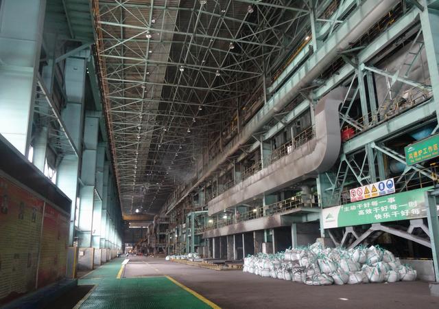 镍闪速炉车间钢结构厂房防腐大修工程